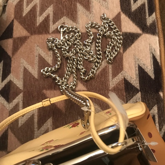 Coach KISSLOCK BAG FLORAL PRINT MINNIE MOUSE EARS - Picture 7 of 8